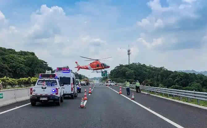 九龙高速公路汽车救援案例